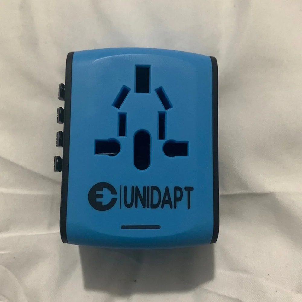 Universal Power adapter - Picture 1 of 4